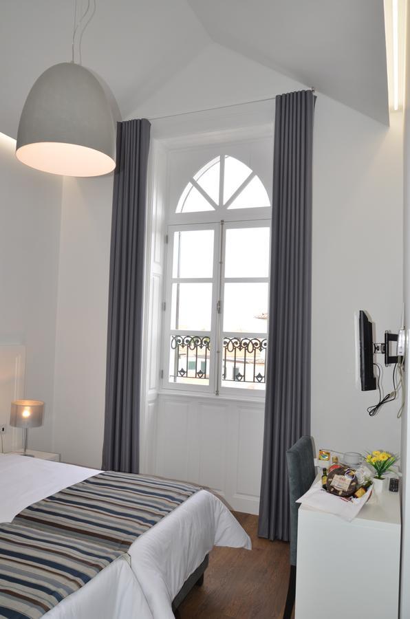 Edificio Charles 301 Apartment ฟุงชาล ภายนอก รูปภาพ